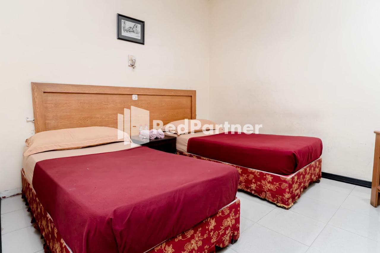 Cherry Pink Mitra Reddoorz Hotel Medan