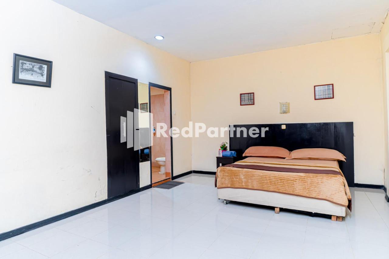 Cherry Pink Mitra Reddoorz Hotel Medan